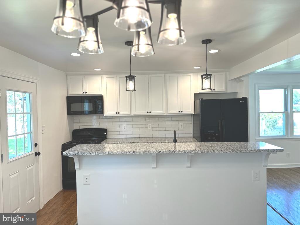2500 LINWOOD ROAD B