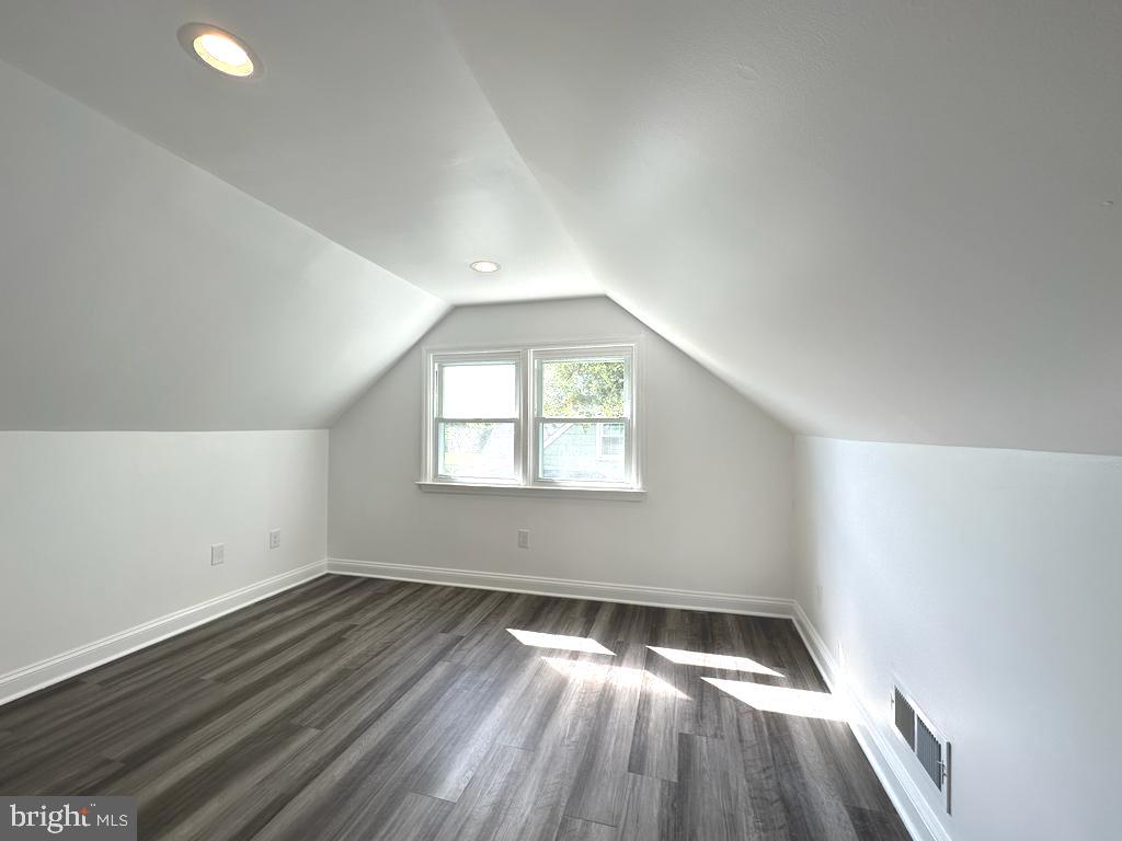 2500 LINWOOD ROAD B