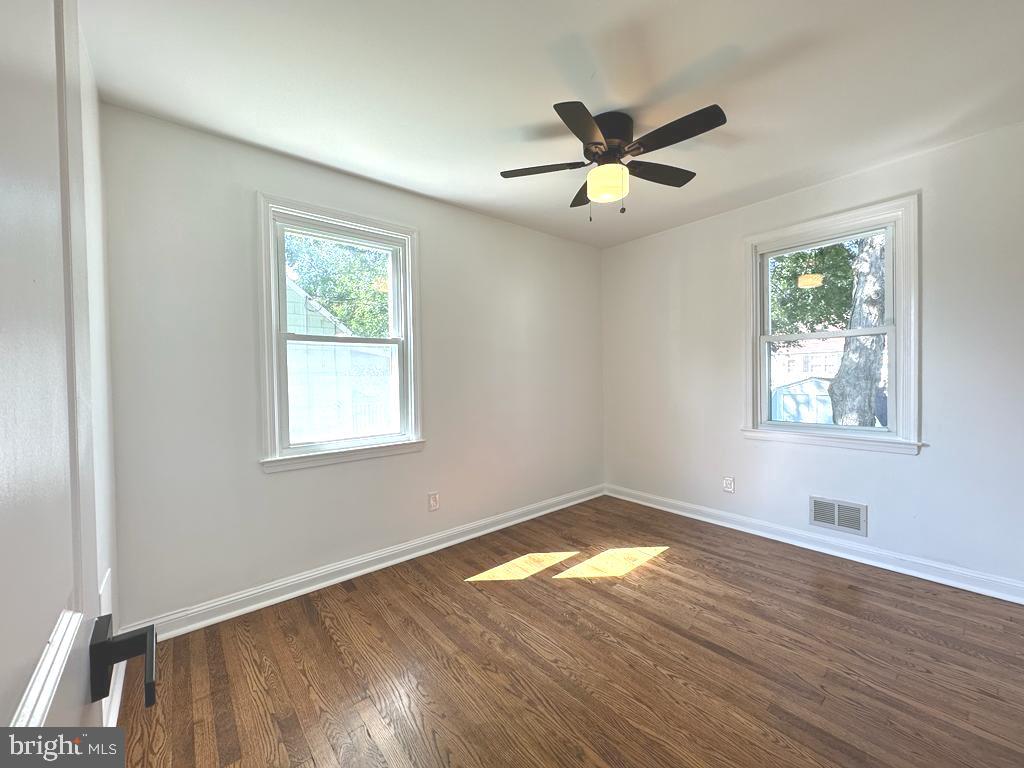 2500 LINWOOD ROAD B