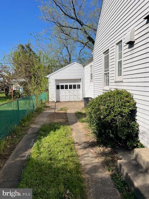 3418 YARDLEY DRIVE