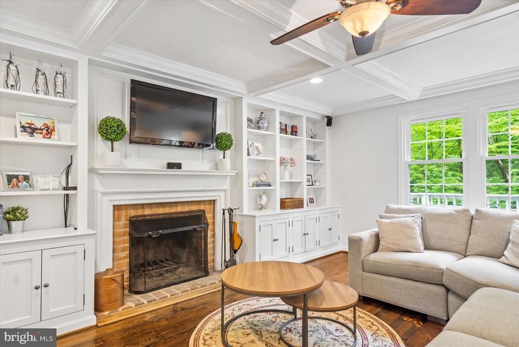 13804 SUMMER HILL DRIVE