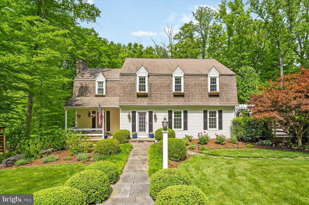 13804 SUMMER HILL DRIVE