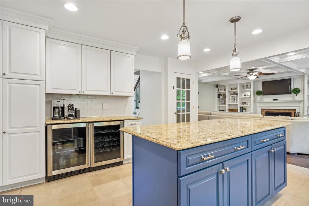 13804 SUMMER HILL DRIVE