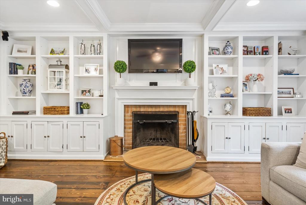 13804 SUMMER HILL DRIVE