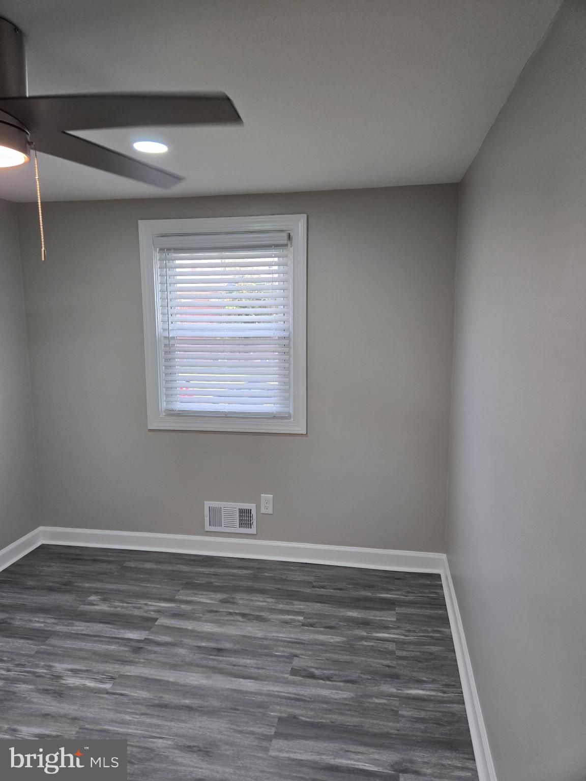 1016 MIDDLEBOROUGH ROAD