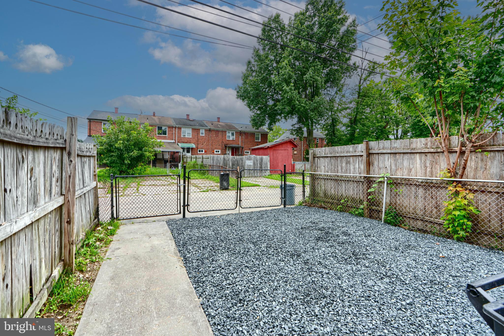 1641 RIVERWOOD ROAD