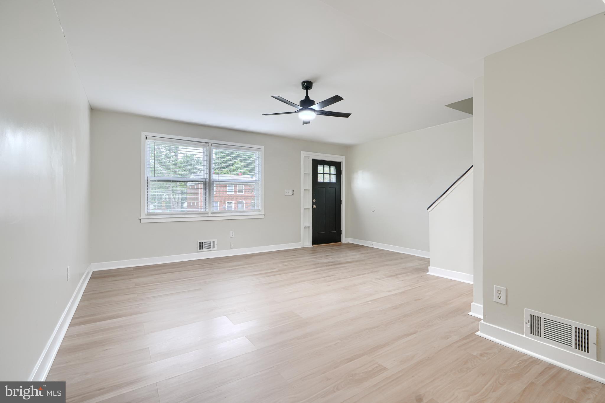 1641 RIVERWOOD ROAD