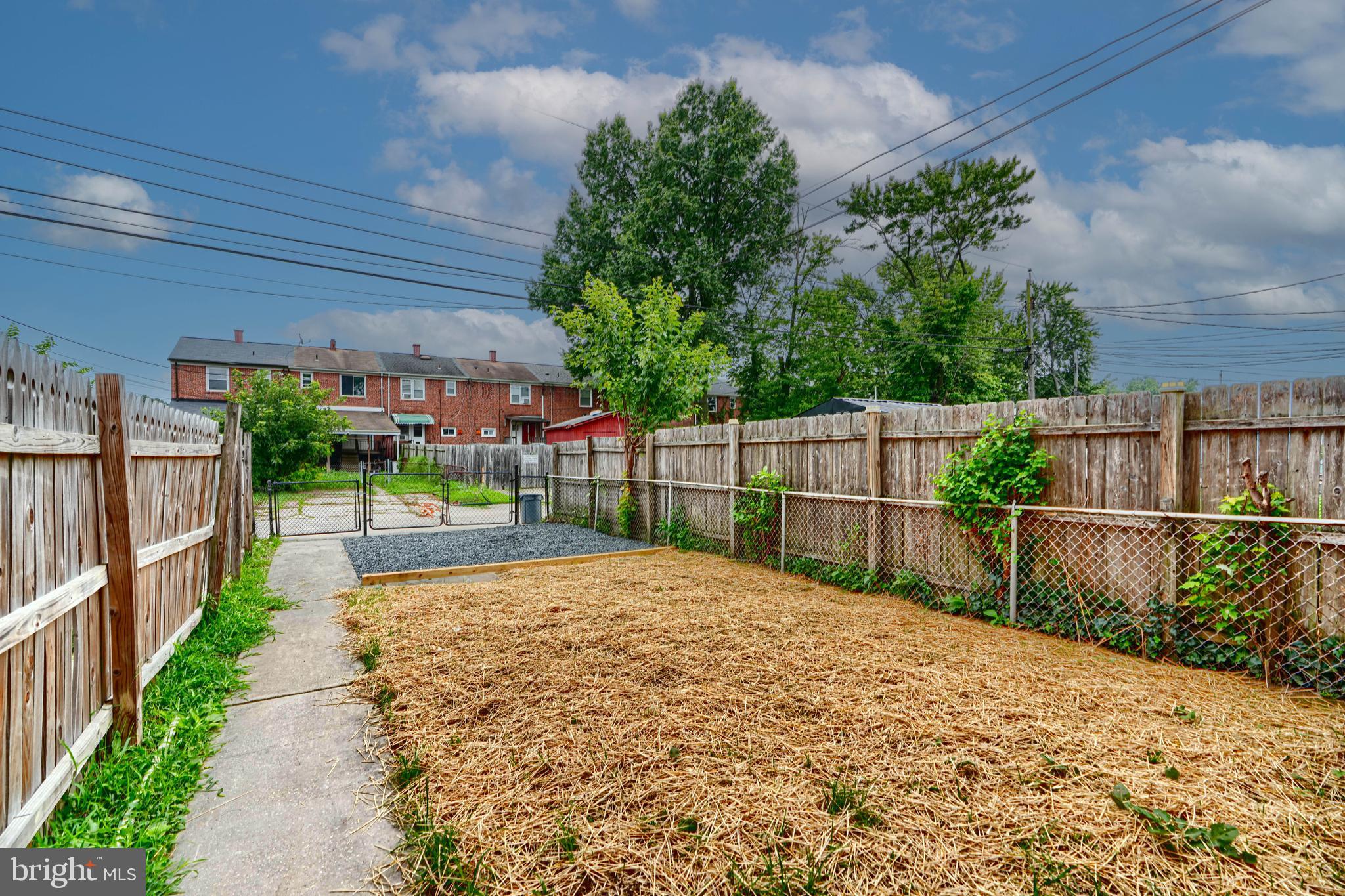 1641 RIVERWOOD ROAD