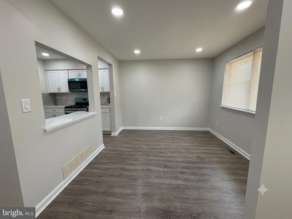 9984 SHOSHONE WAY