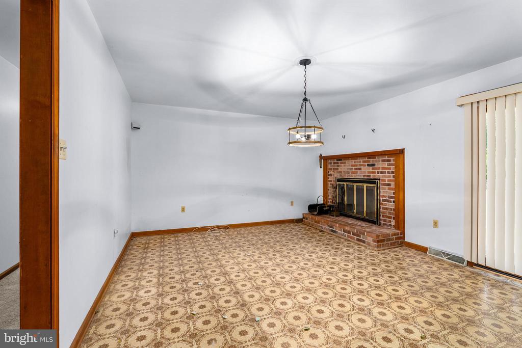 4793 TELEGRAPH ROAD