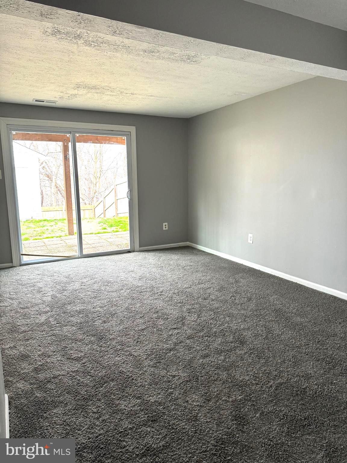 1426 SEDUM SQUARE
