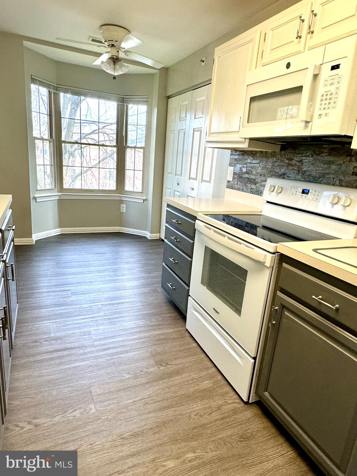 203 STAR POINTE COURT 2C