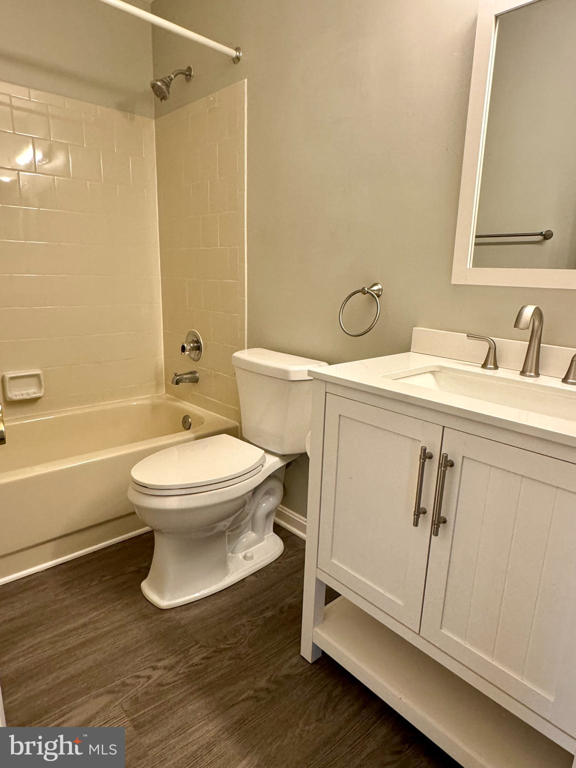 203 STAR POINTE COURT 2C