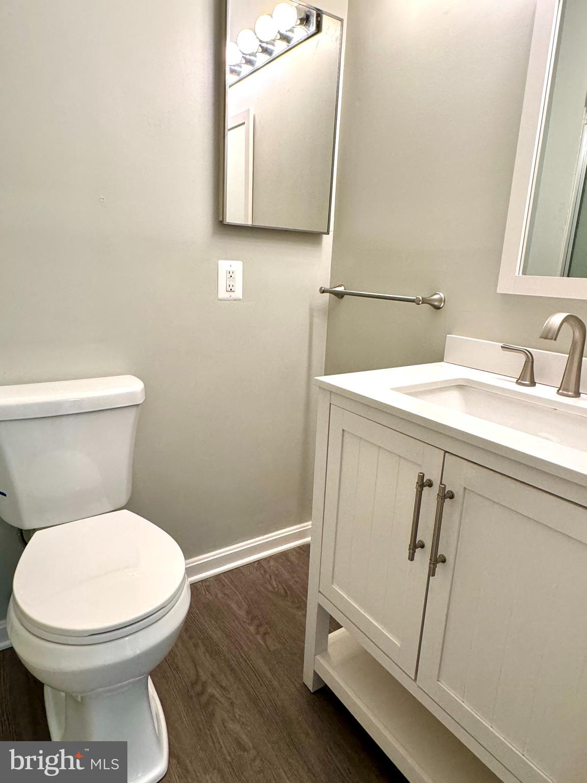 203 STAR POINTE COURT 2C