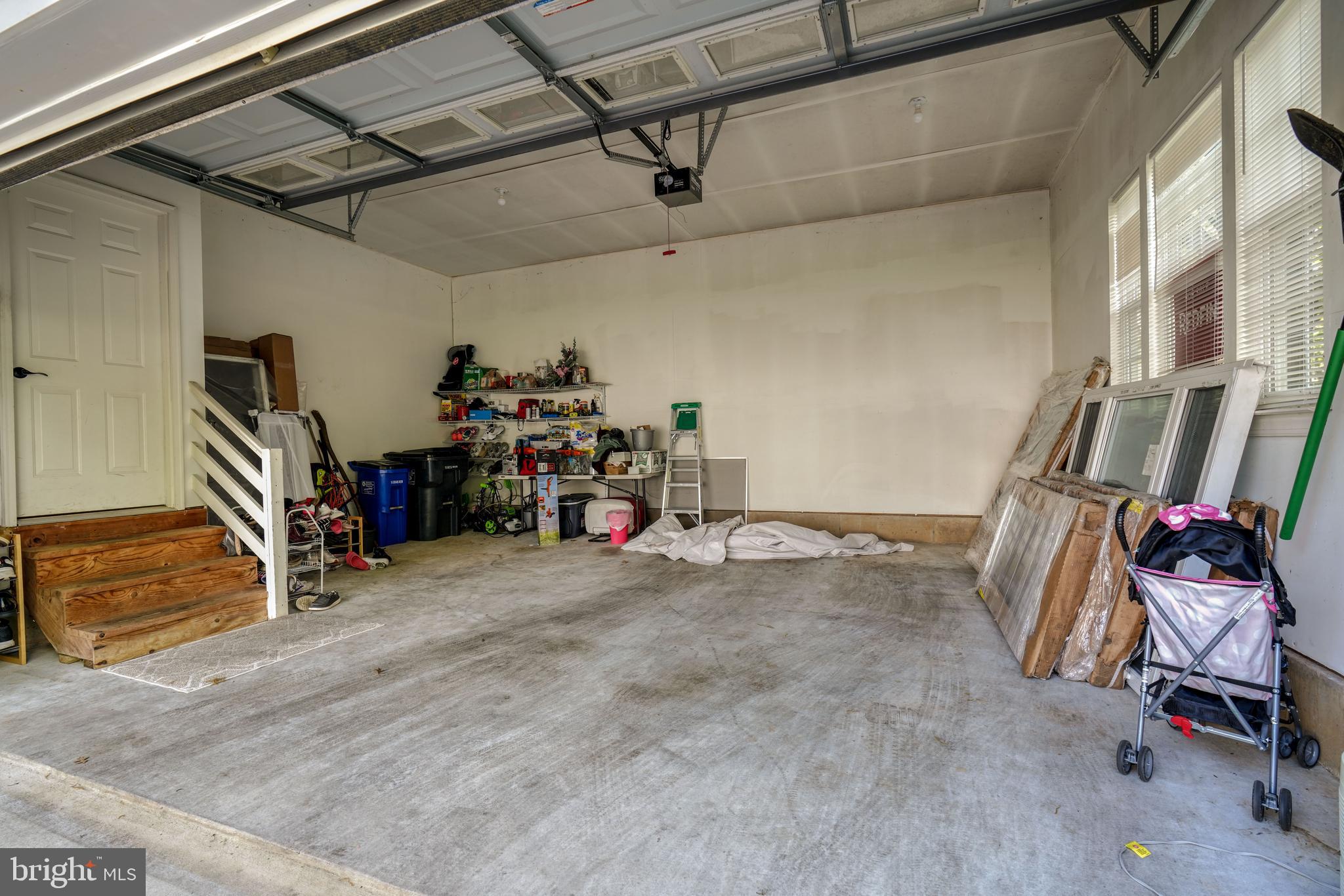 242 WHIRLAWAY LANE