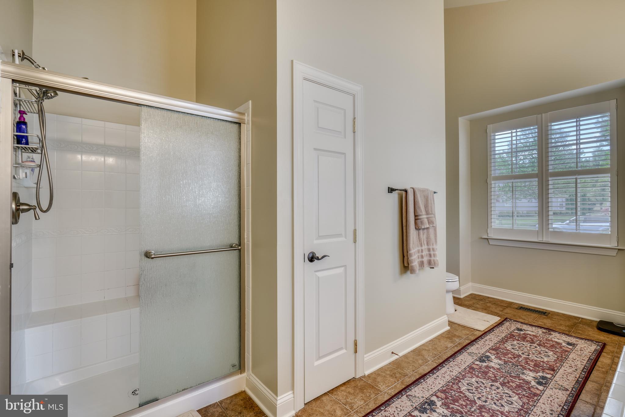 242 WHIRLAWAY LANE