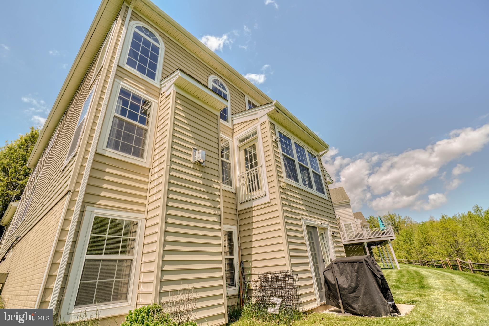 242 WHIRLAWAY LANE