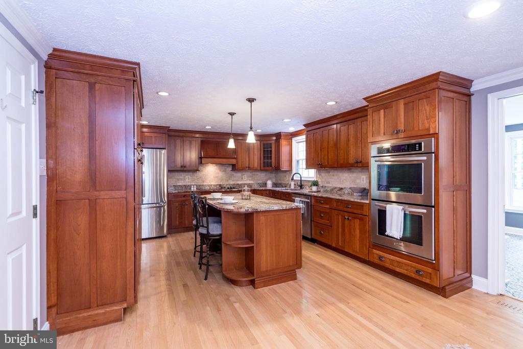 3303 DEER HILL ROAD