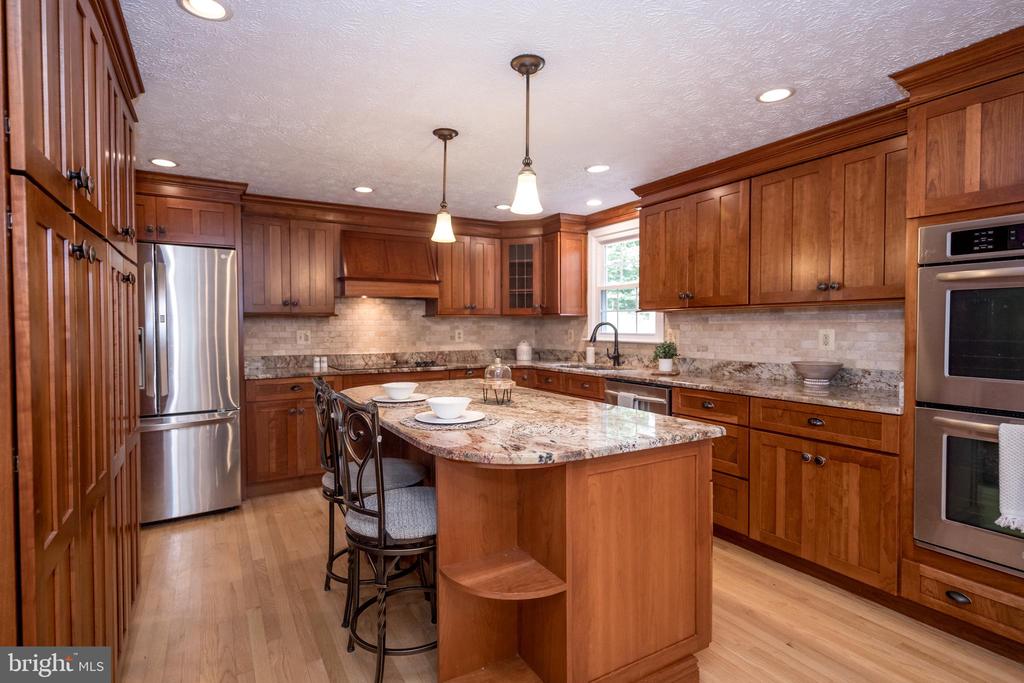 3303 DEER HILL ROAD
