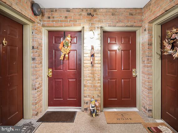 203 STAR POINTE COURT 2C