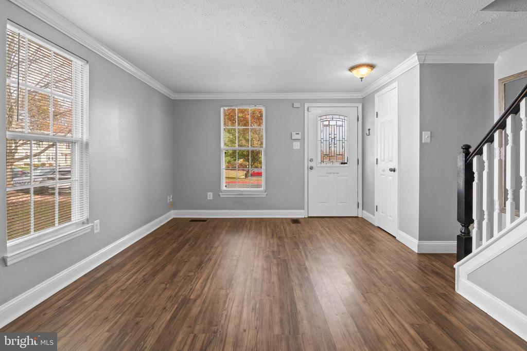 1426 SEDUM SQUARE