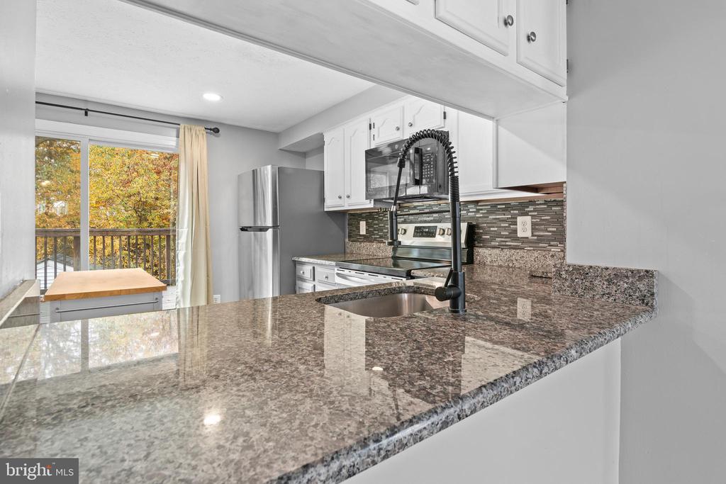 1426 SEDUM SQUARE
