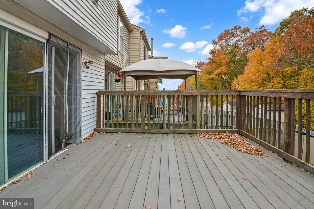 1426 SEDUM SQUARE
