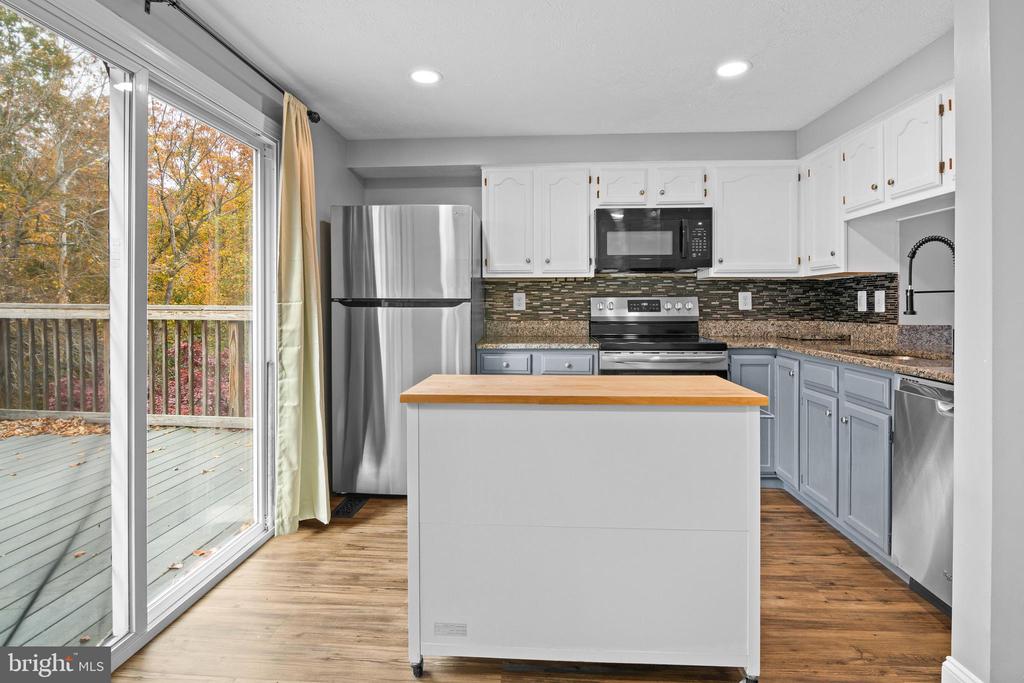 1426 SEDUM SQUARE