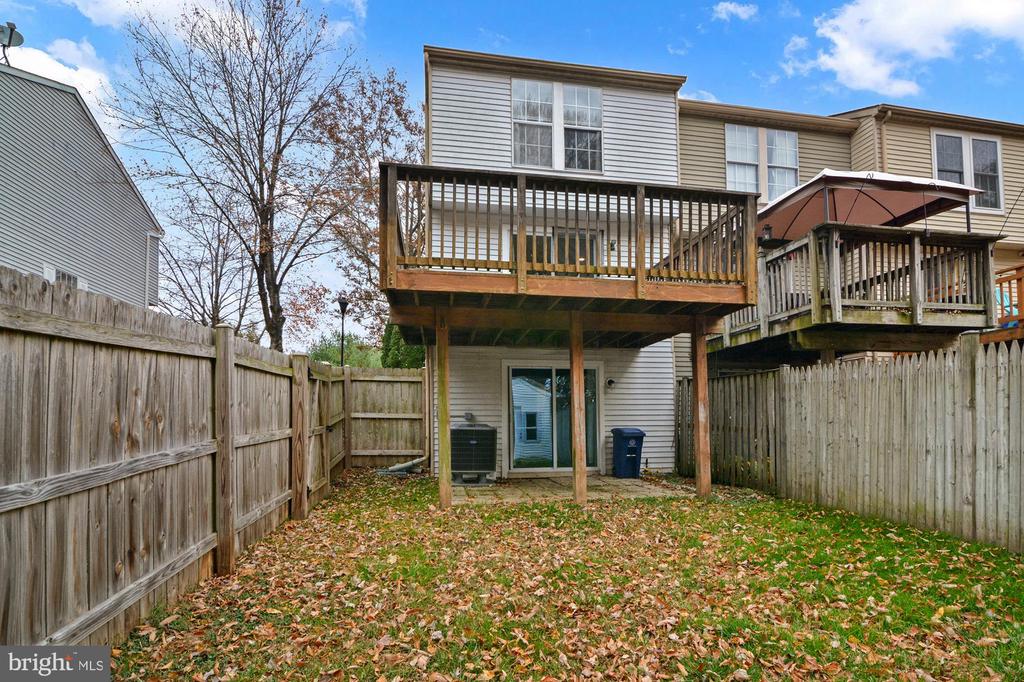 1426 SEDUM SQUARE