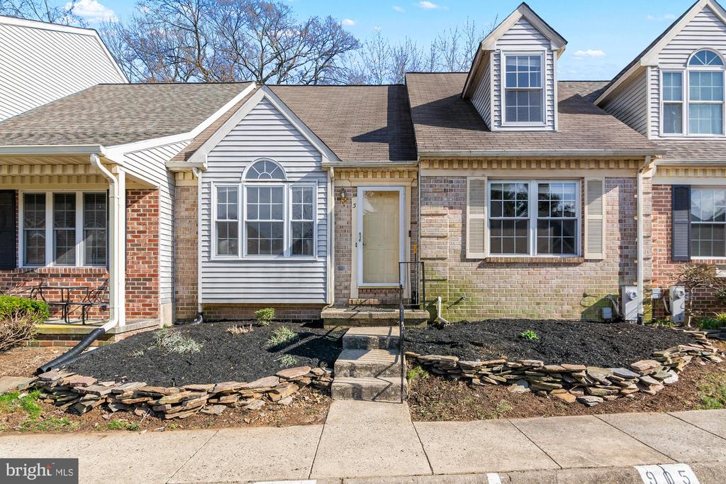 905 FITZPATRICK DRIVE