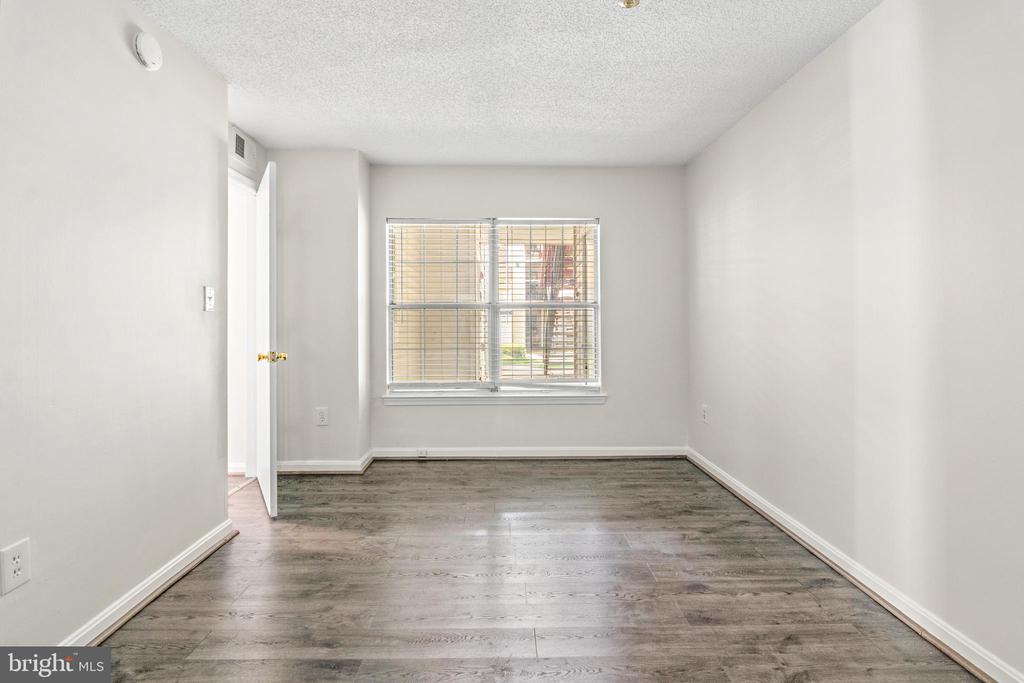 10401 BEACON RIDGE DRIVE Unit: 8-101