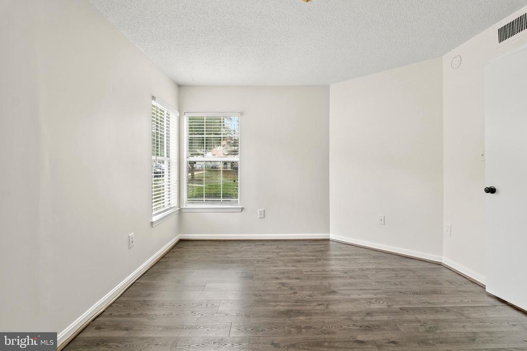 10401 BEACON RIDGE DRIVE Unit: 8-101