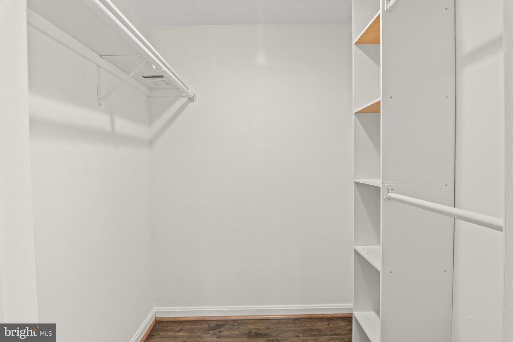 10401 BEACON RIDGE DRIVE Unit: 8-101
