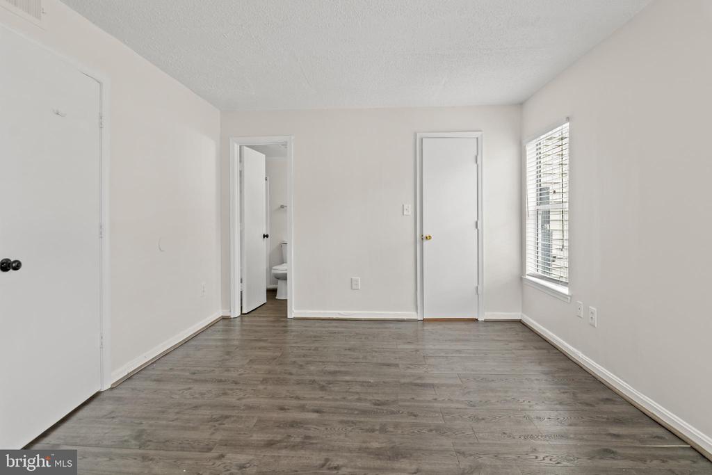 10401 BEACON RIDGE DRIVE Unit: 8-101