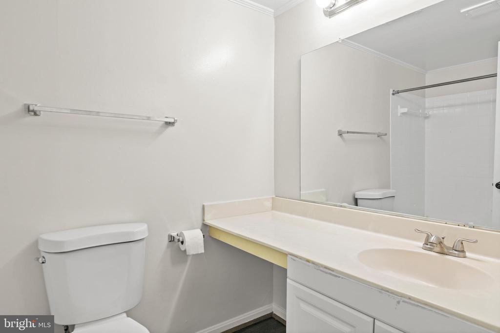10401 BEACON RIDGE DRIVE Unit: 8-101