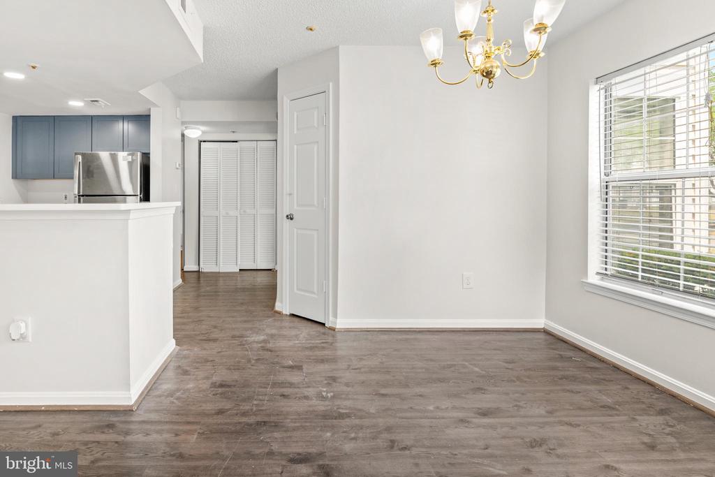 10401 BEACON RIDGE DRIVE Unit: 8-101