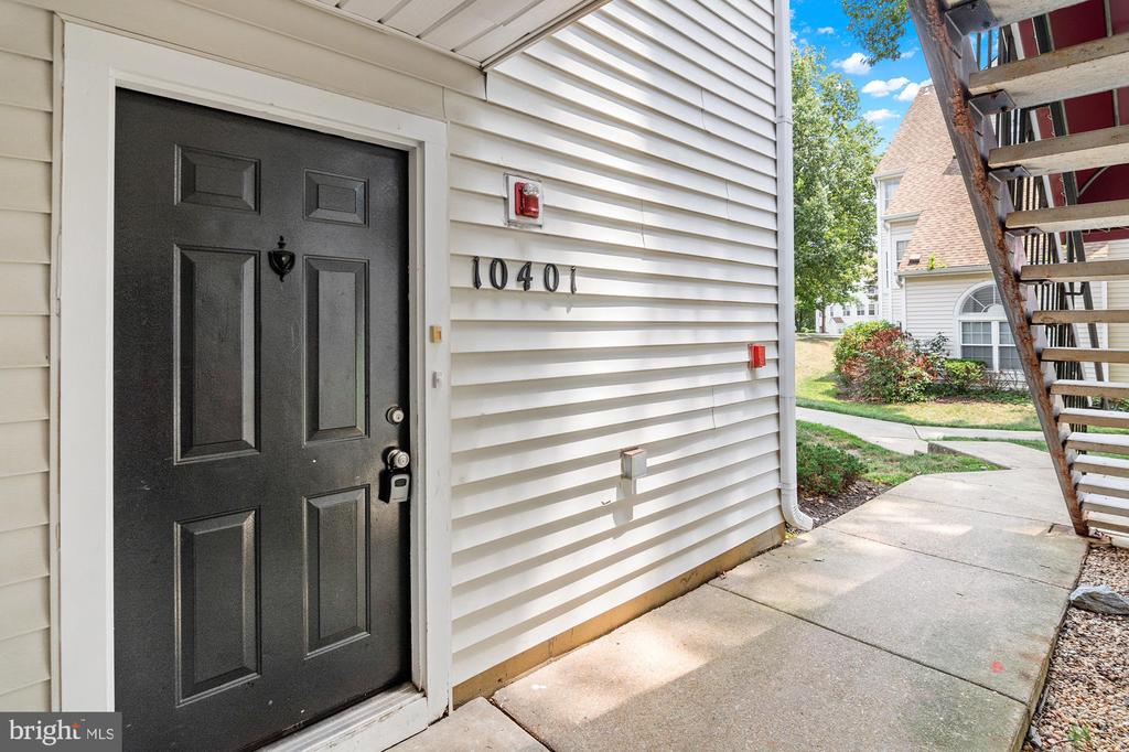 10401 BEACON RIDGE DRIVE Unit: 8-101