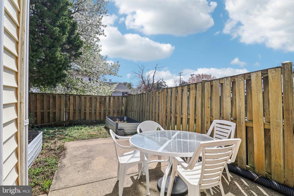 12705 MARQUETTE LANE