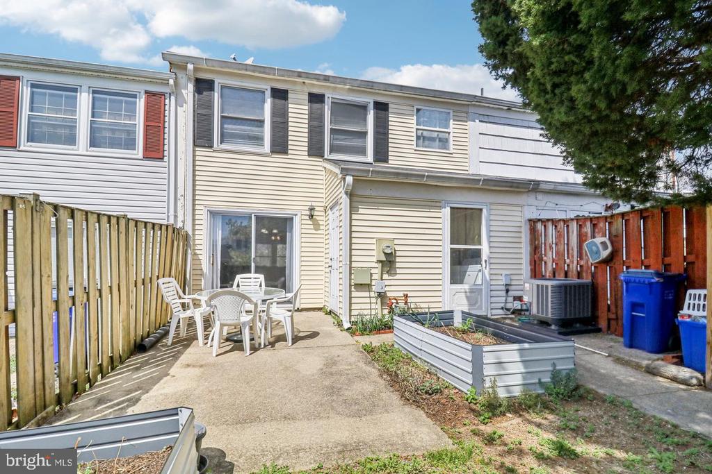 12705 MARQUETTE LANE