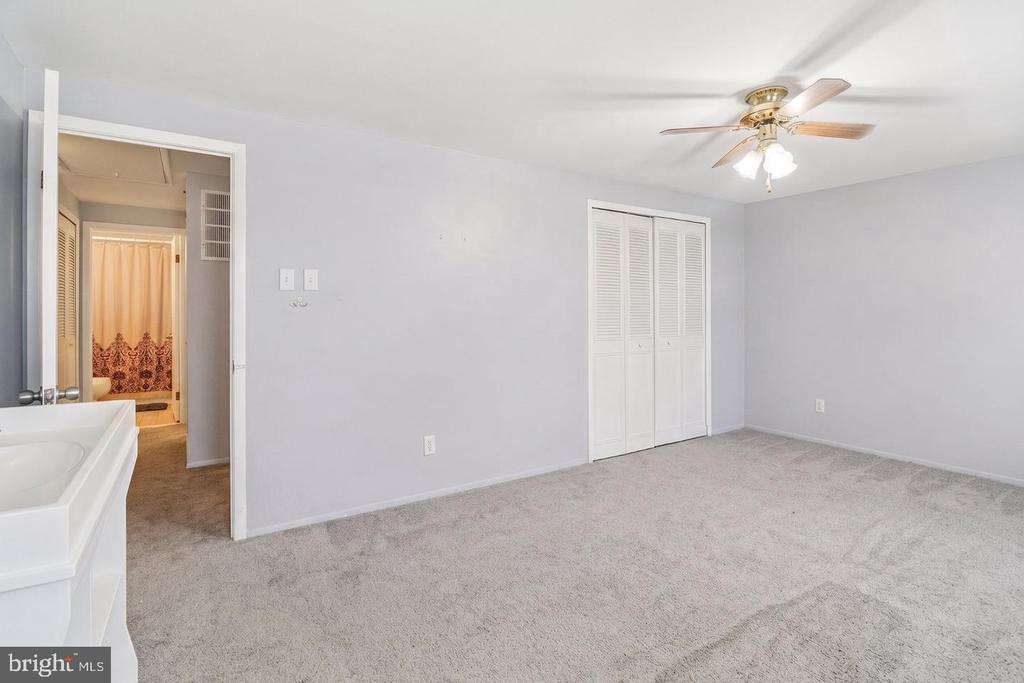 12705 MARQUETTE LANE