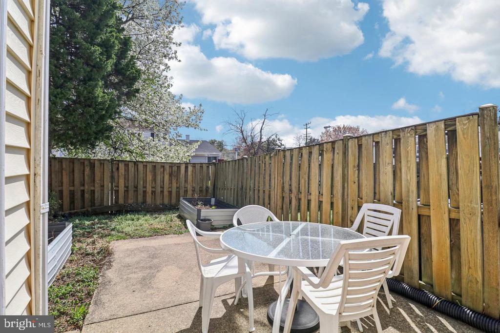 12705 MARQUETTE LANE