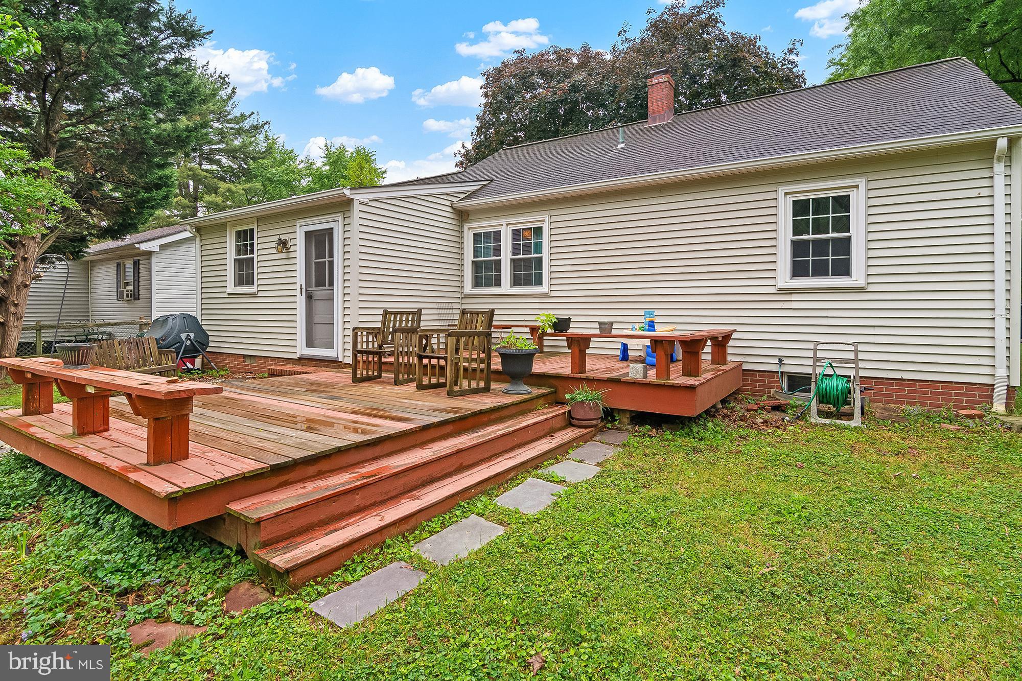 313 OAK STREET