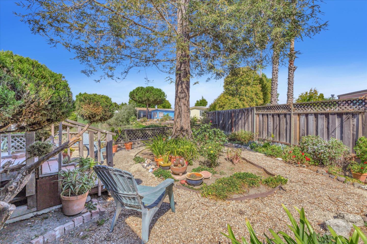 432 Los Encinos AVE 432