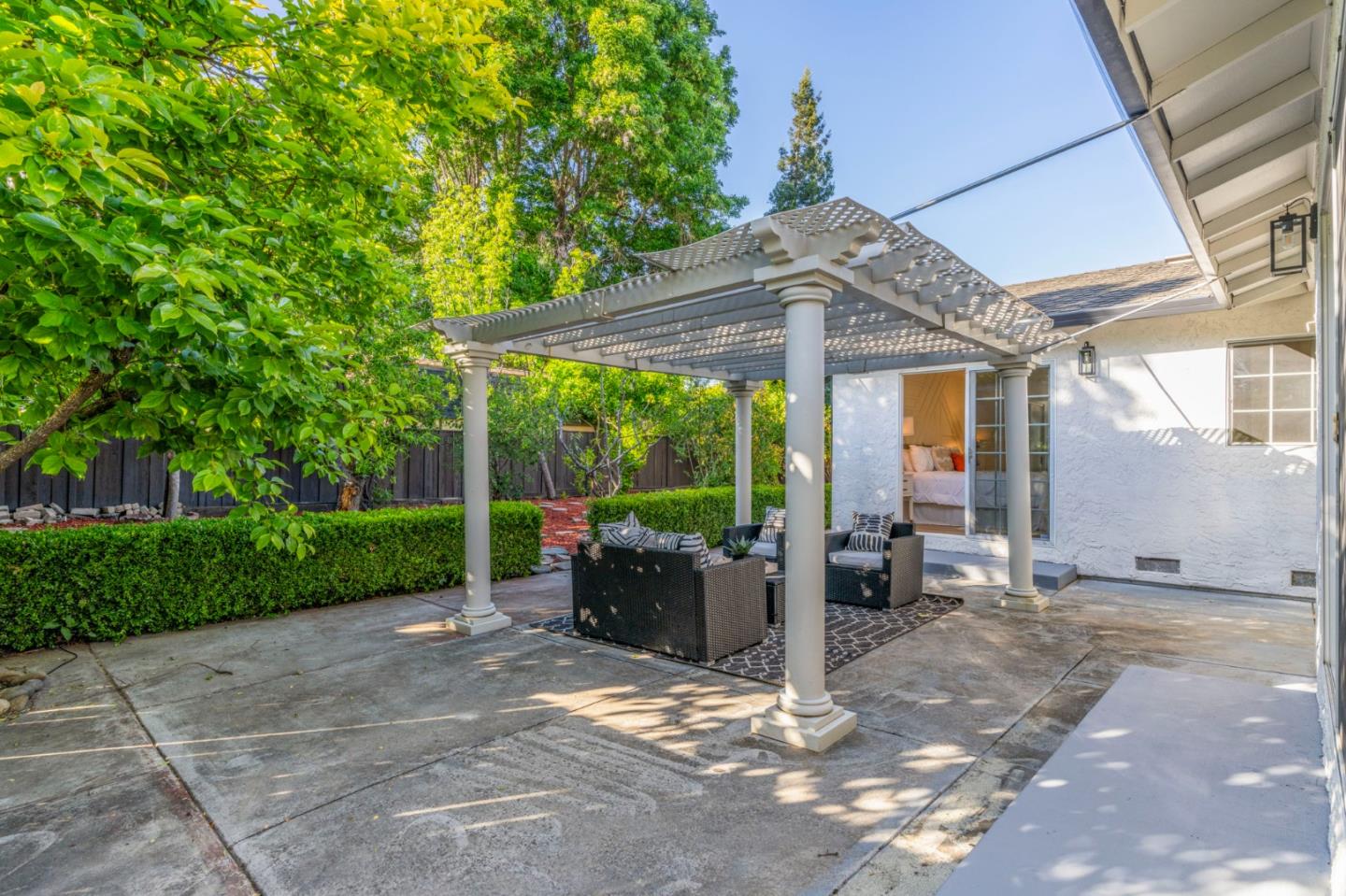 3379 Kohler AVE