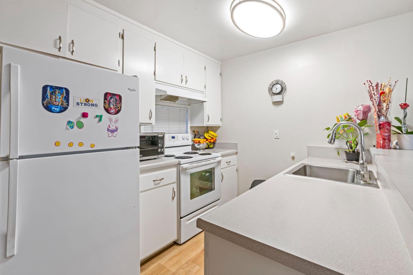4045-4047 Alberstone DR