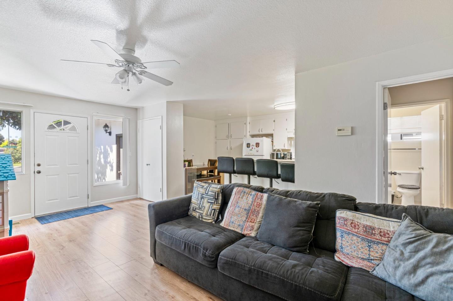 4045-4047 Alberstone DR
