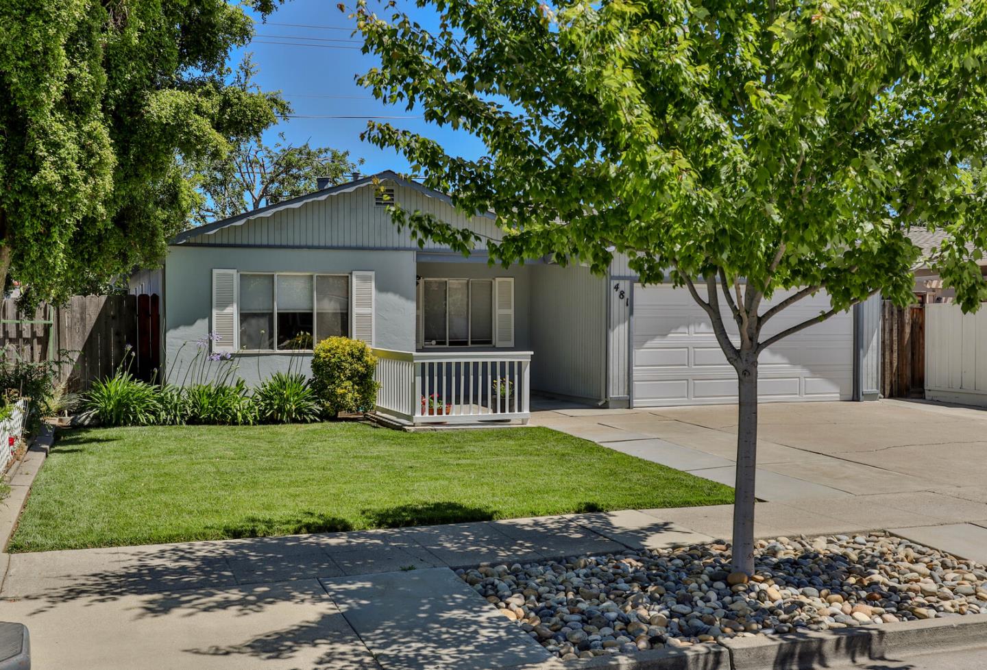 481 Serenade WAY