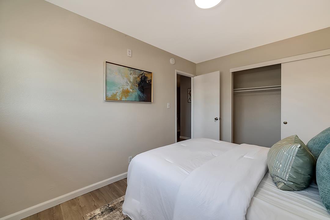 583 7 Trees Village WAY