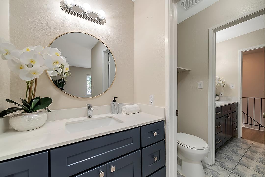 583 7 Trees Village WAY