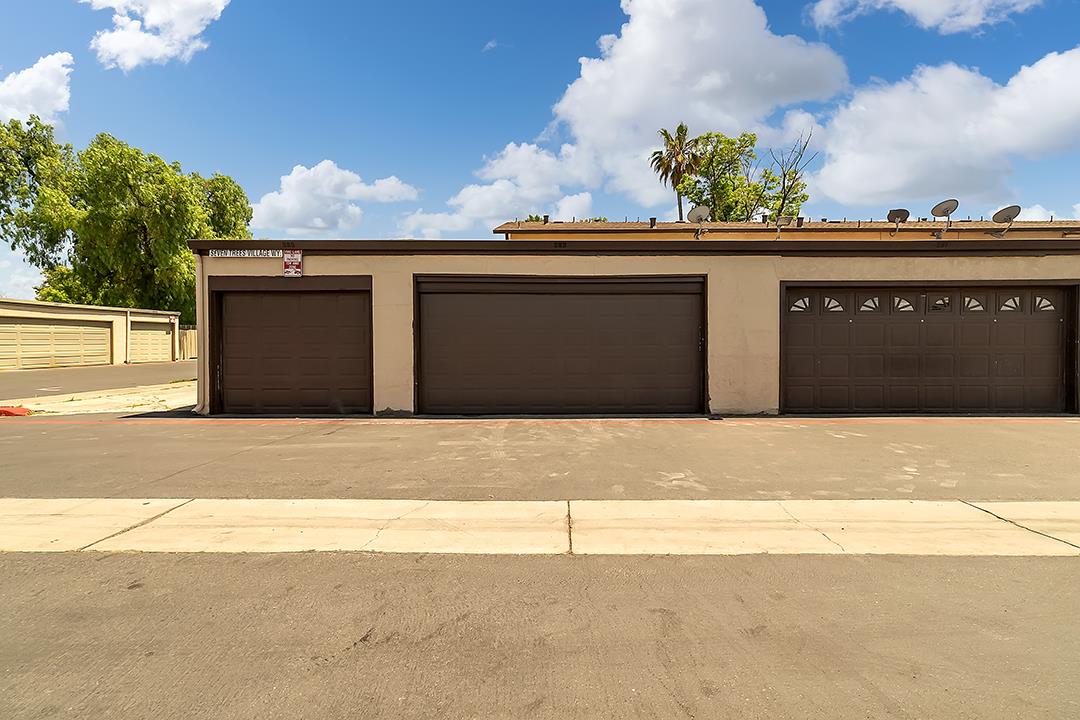 583 7 Trees Village WAY